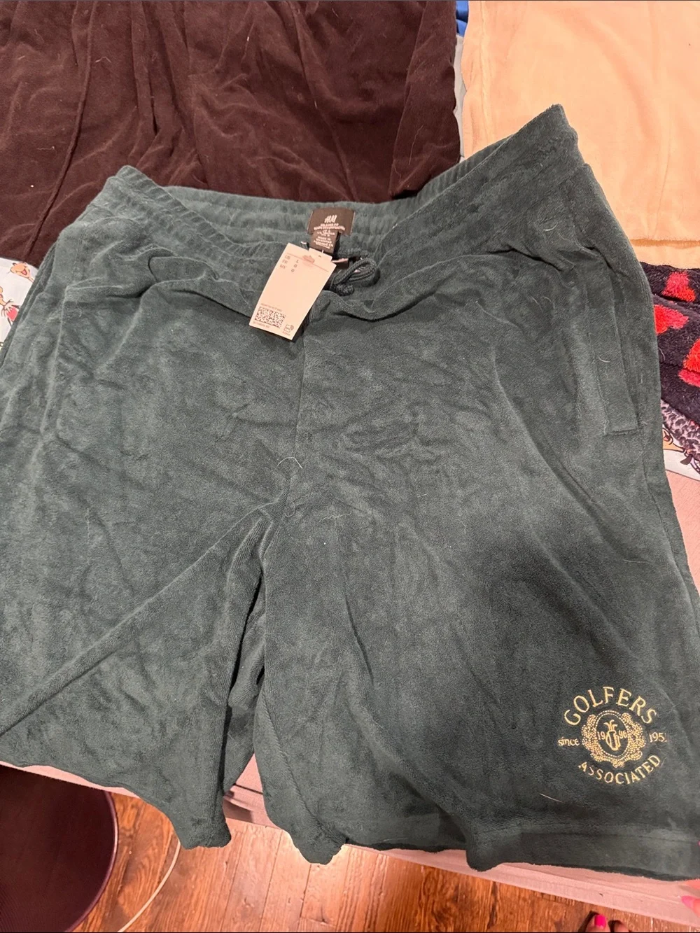 Green Golfers Asso Logo Shorts + Black and Cream terry cloth bundle 3 shorts - Picture 2 of 5